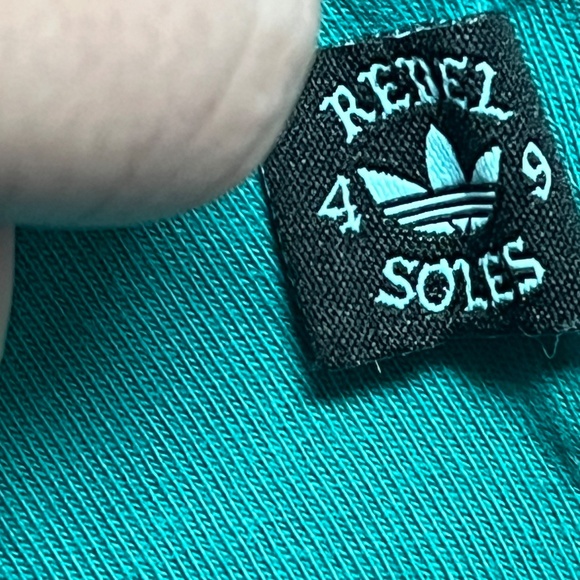 Adidas Men’s Medium Trefoil Ombre Logo T-Shirt Rebel Soles SAMPLE Pre-owned - Picture 5 of 5